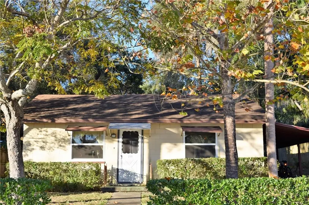 211 E University Avenue Orange City FL 32763