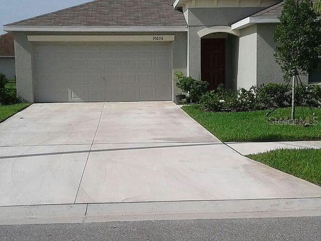 10656 Standing Stone Drive Wimauma FL 33598