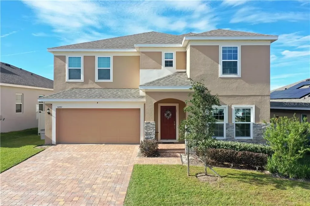 9641 Early Loop Groveland FL 34736