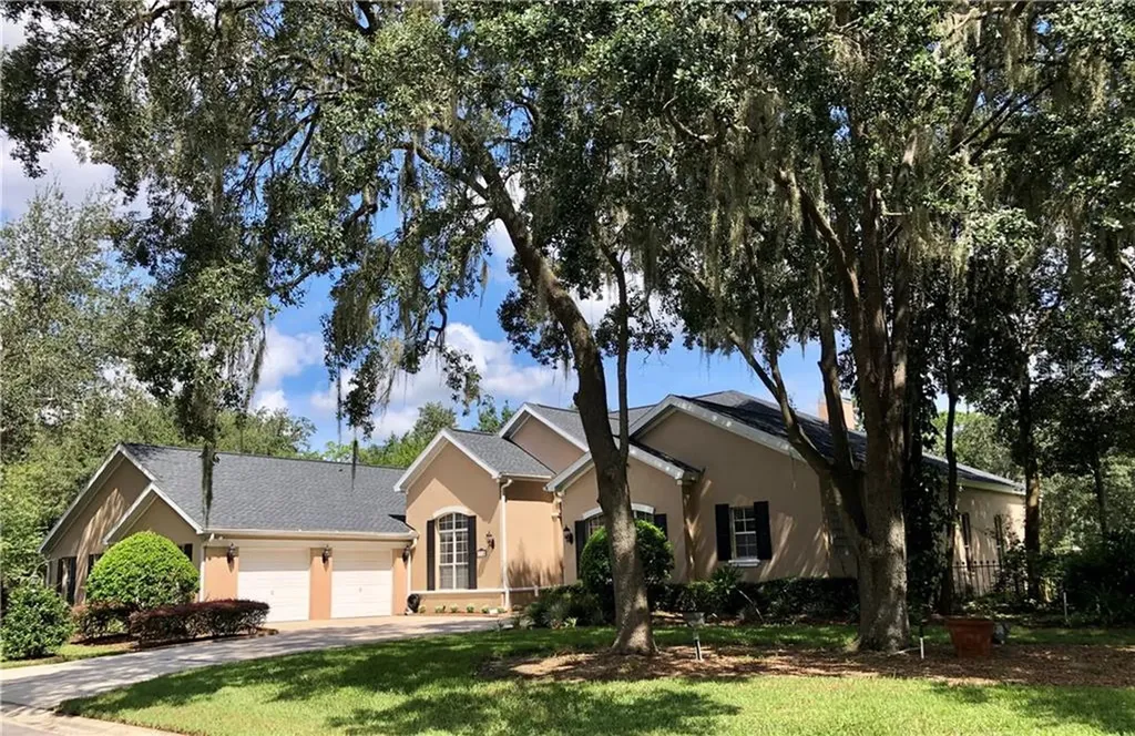 1710 Charleston Woods Court Plant City FL 33566