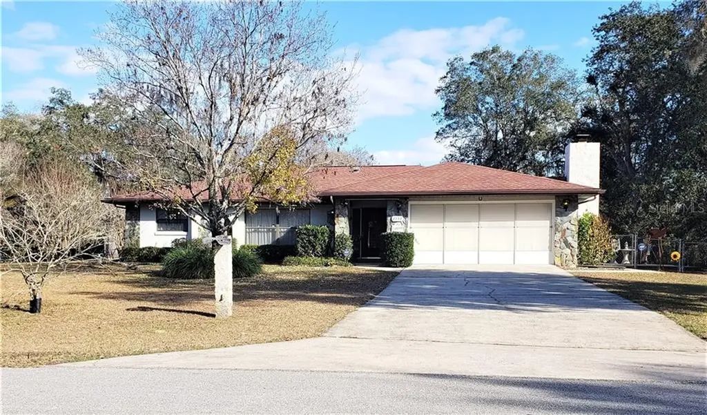 8253 SW 202nd Terrace Dunnellon FL 34431