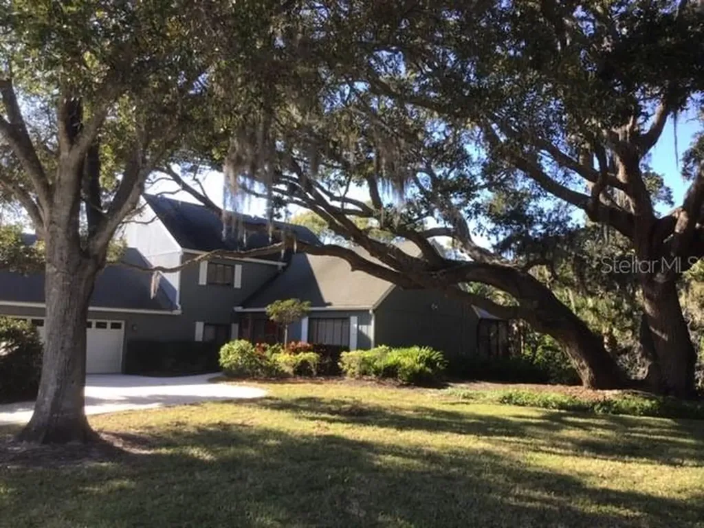 7542 Biltmore Drive Sarasota FL 34231