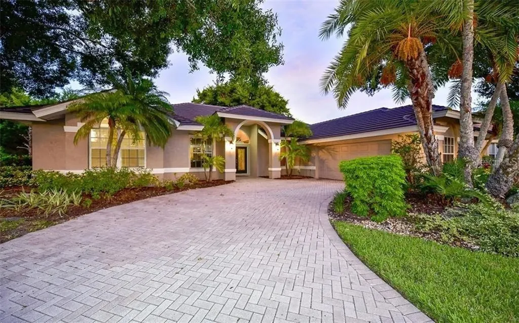 8446 Cypress Hollow Drive Sarasota FL 34238