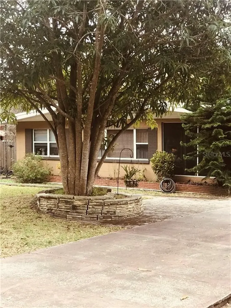 1125 Seminole Street Clermont FL 34711