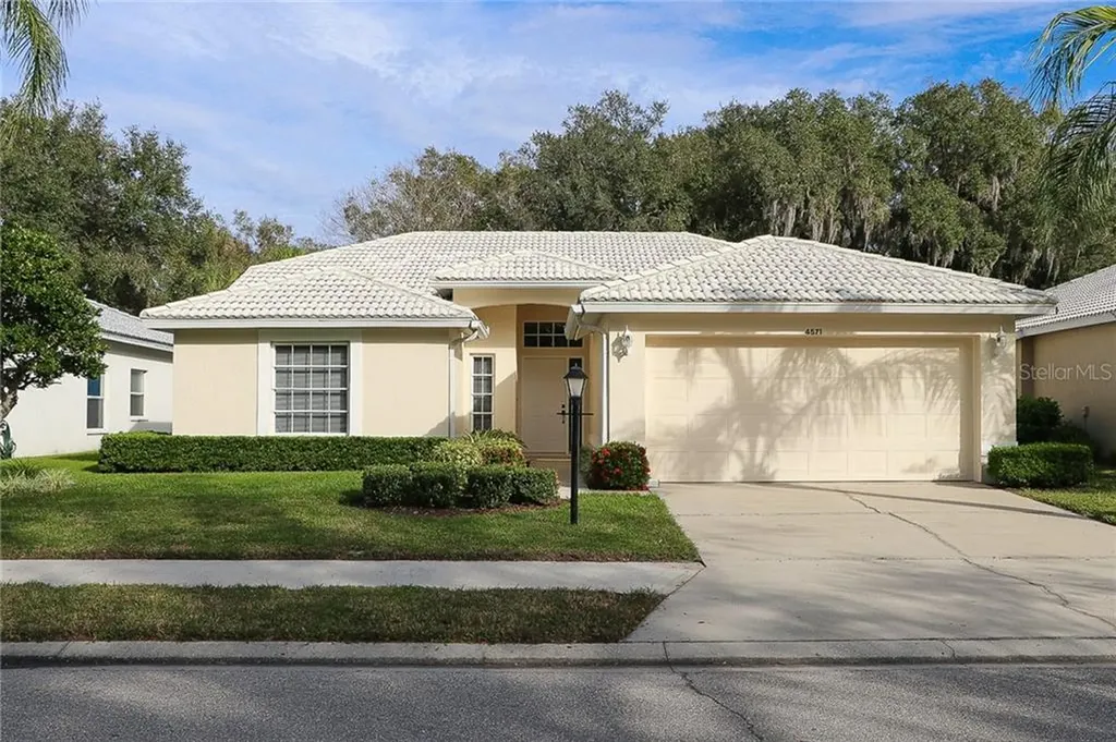 4571 Del Sol Boulevard S Sarasota FL 34243