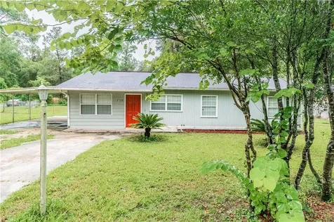 37330 Poinsettia Avenue Dade City FL 33525