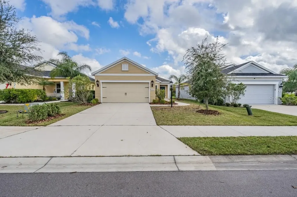 11211 Woodlake Way Parrish FL 34219