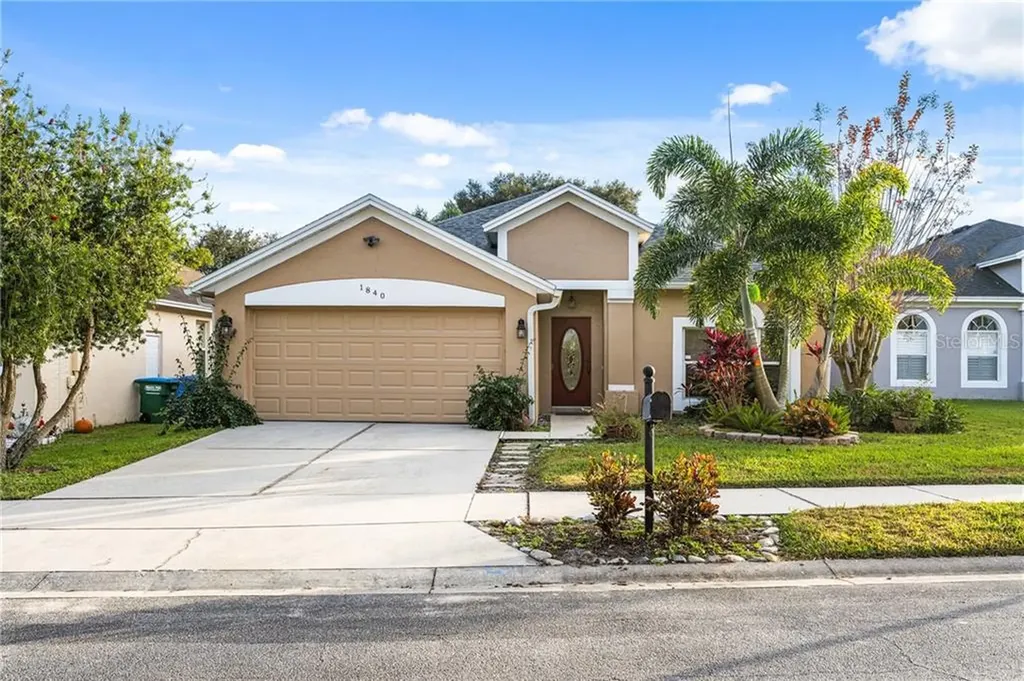 1840 Emerald Green Circle Oviedo FL 32765