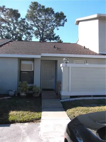 18 Pine Island Circle Kissimmee FL 34743