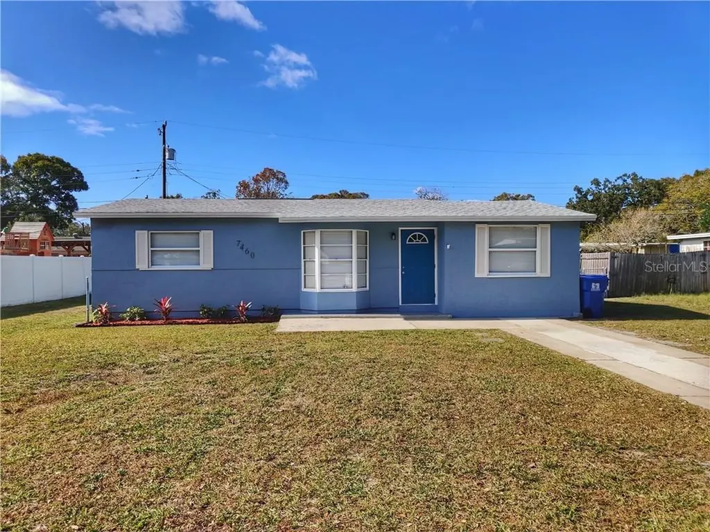 7460 Orpine Drive N St Petersburg FL 33702