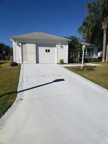 2665 English Ivy Circle The Villages FL 32162