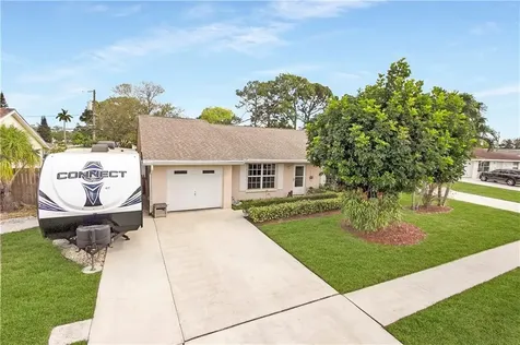 3566 Harwich Court Greenacres FL 33467