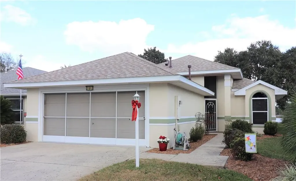 21912 Royal Street Georges Lane Leesburg FL 34748