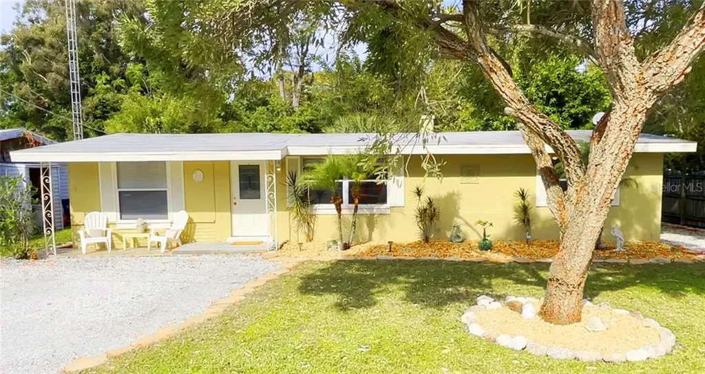 2215 Alice Road Sarasota FL 34231
