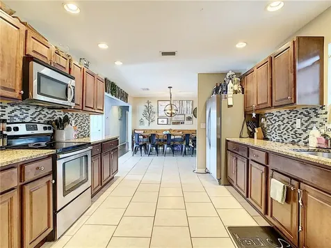 503 67th Avenue Drive W Bradenton FL 34207