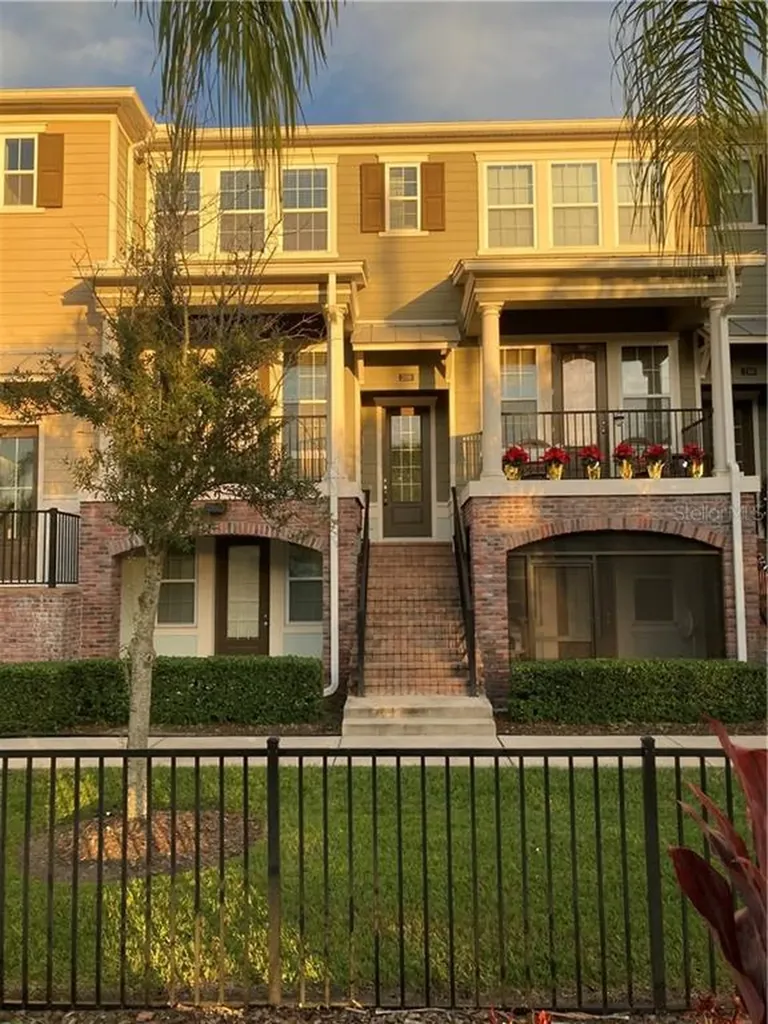 208 Queen Palm Court Altamonte Springs FL 32701