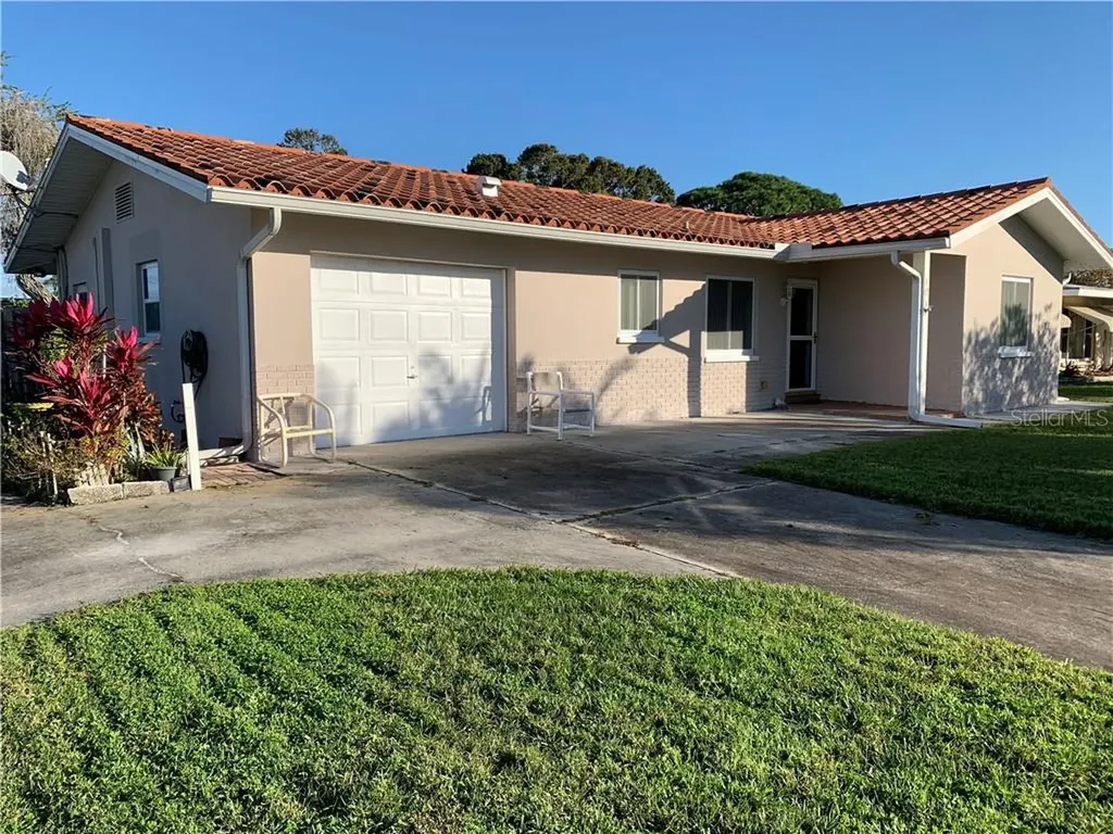 401 Driftwood Drive W Palm Harbor FL 34683