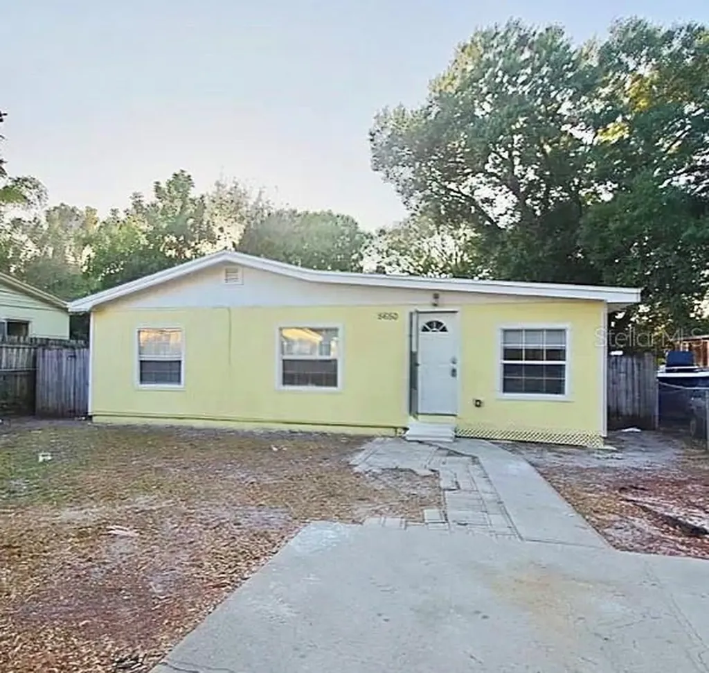 5650 60th Way N St Petersburg FL 33709