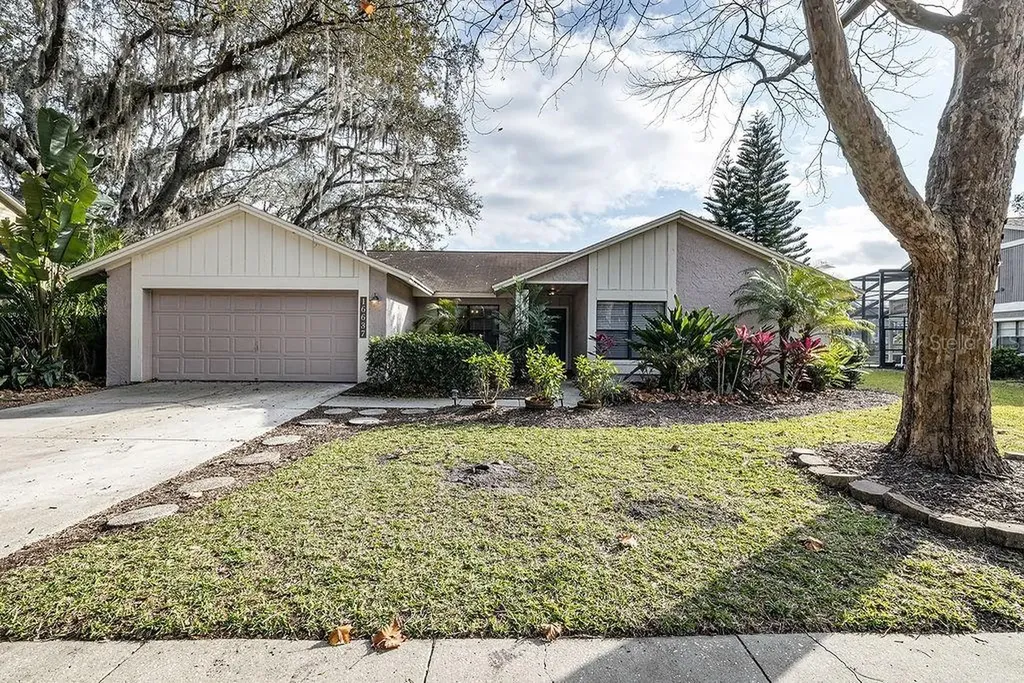 16637 Vallely Drive Tampa FL 33618