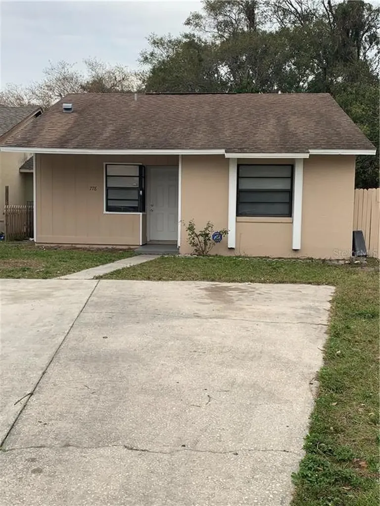 778 Kings Cove Court Orlando FL 32807