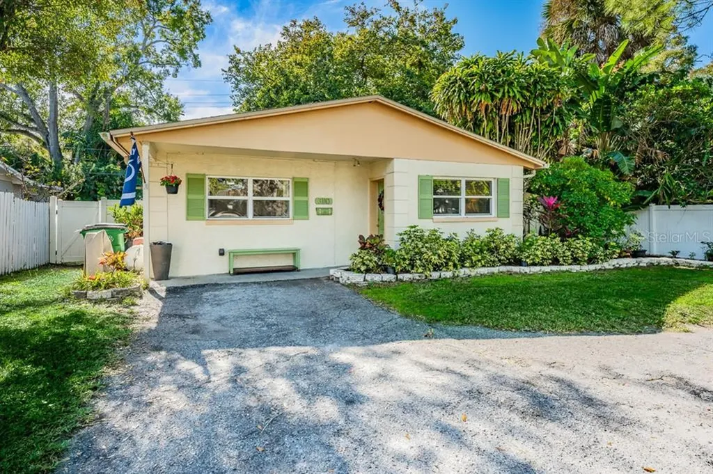 3110 W Euclid Avenue Tampa FL 33629