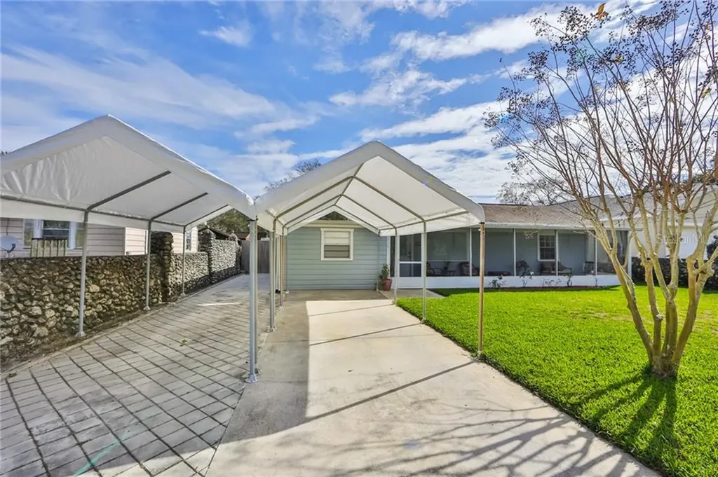 2416 S 66th Street Tampa FL 33619