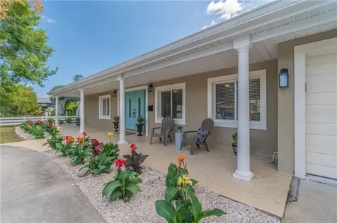 558 25th Avenue SE St Petersburg FL 33705