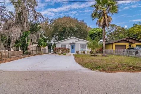 2211 Novus Street Sarasota FL 34237
