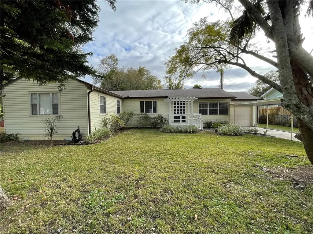 1524 W River Shore Way Tampa FL 33603