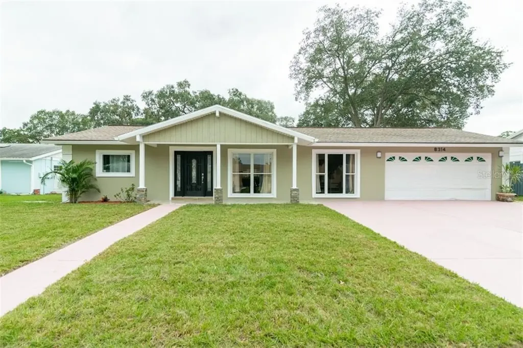 8314 W Elm Street Tampa FL 33615