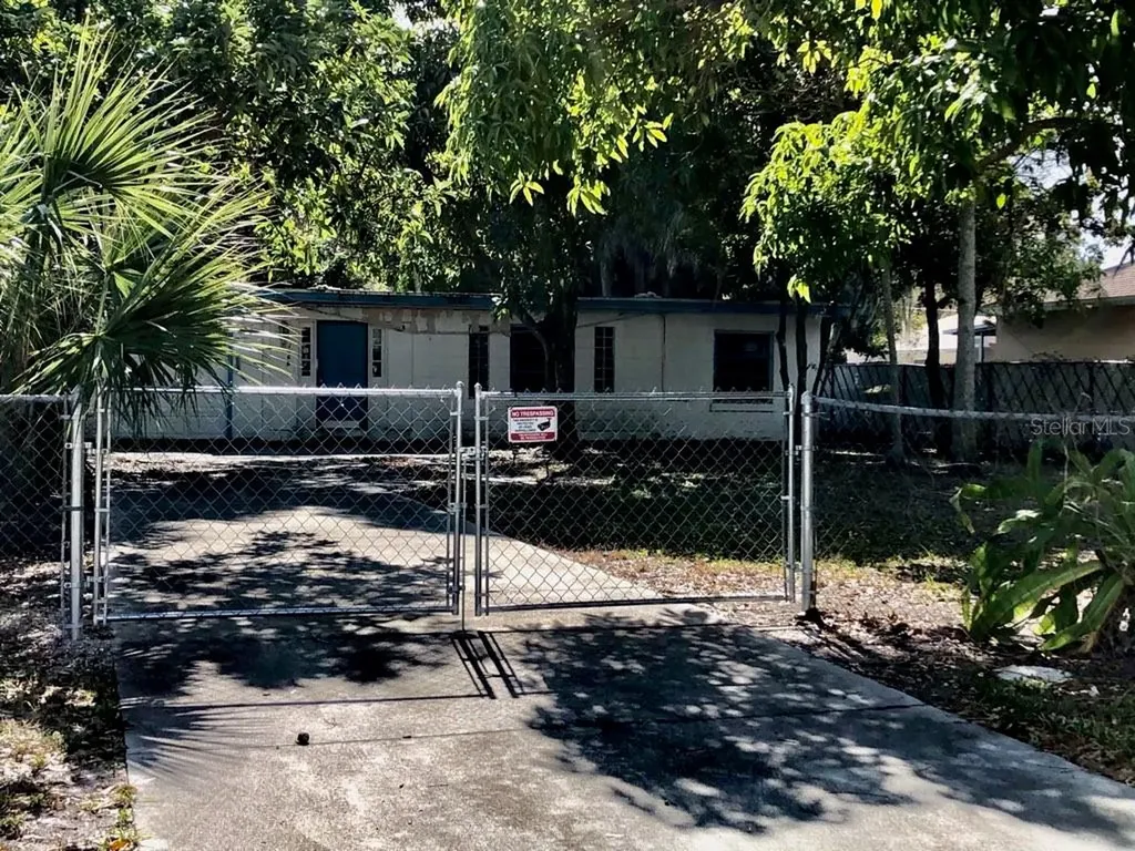 2066 6th Street Sarasota FL 34237