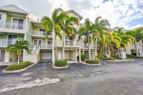 559 Bahia Beach Boulevard Ruskin FL 33570