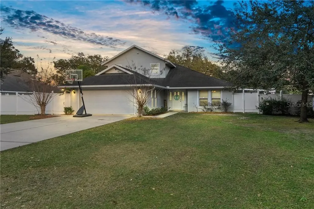 737 Vineland Road Winter Garden FL 34787
