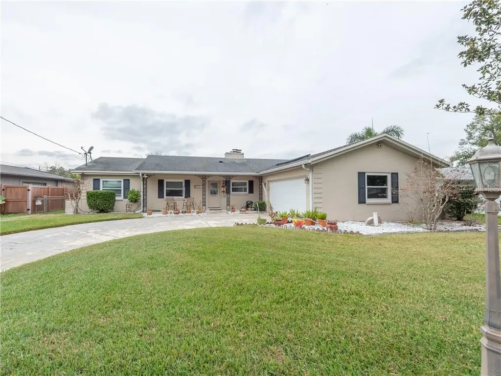 2411 Sea Breeze Court Orlando FL 32805