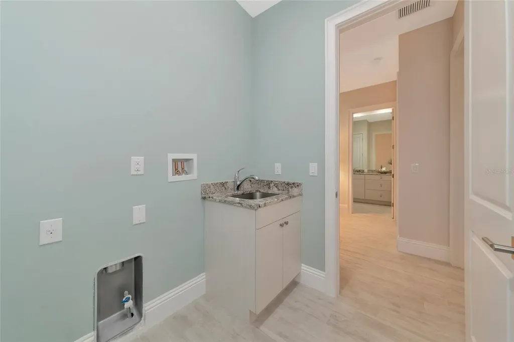 7814 Hidden Creek Loop Lakewood Ranch FL 34202