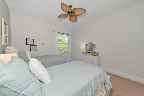 7814 Hidden Creek Loop Lakewood Ranch FL 34202