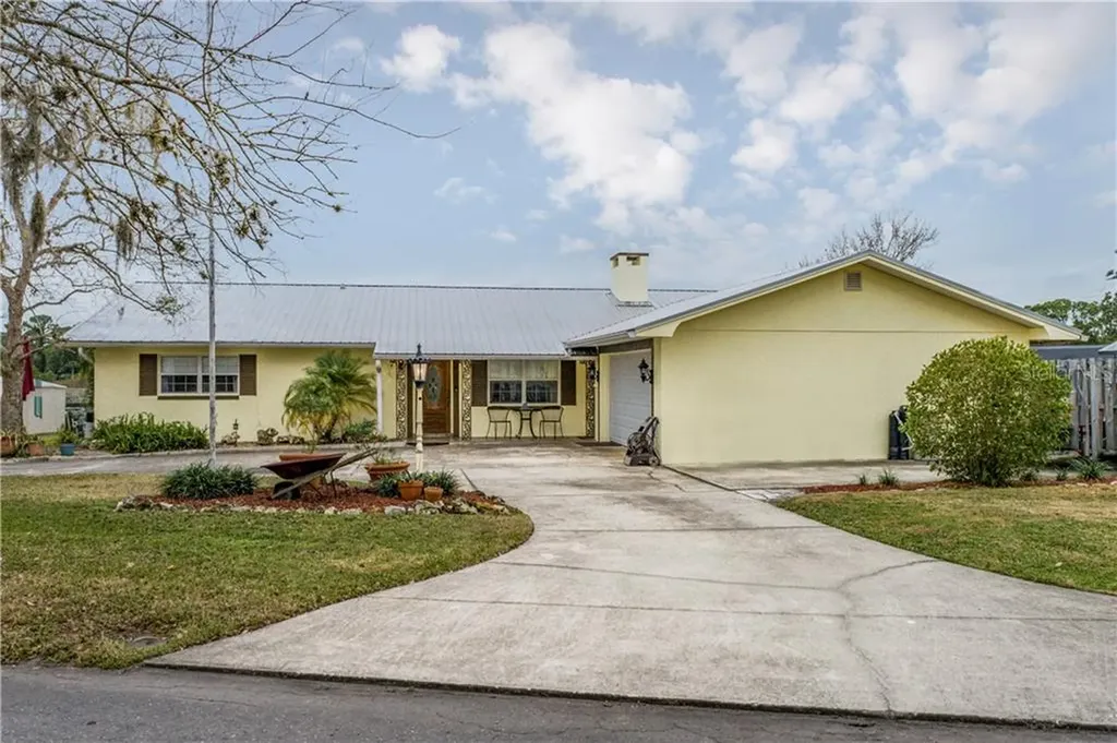 37409 Turner Drive Umatilla FL 32784