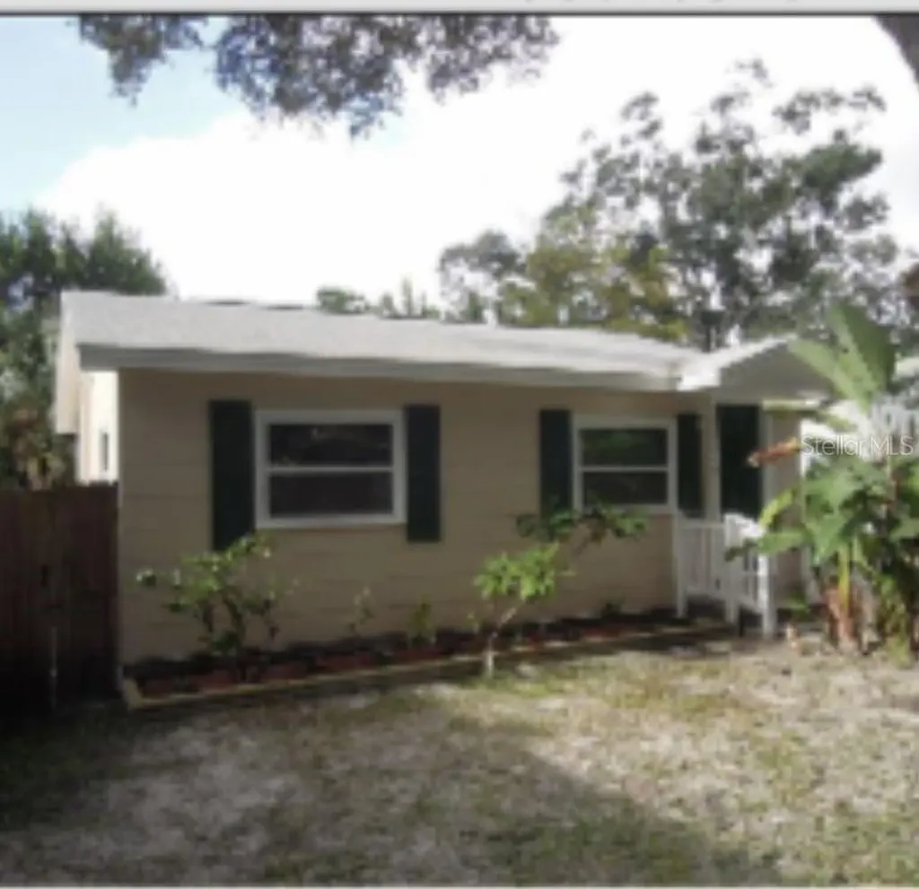 5440 43rd Avenue N St Petersburg FL 33709