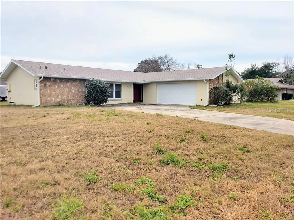 1971 Montero Circle Deltona FL 32738