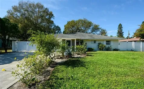 1221 Francis Avenue Sarasota FL 34232