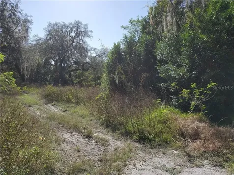 7601 Barry Road Tampa FL 33615