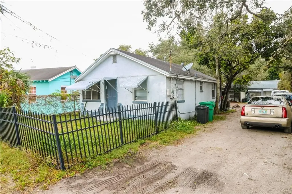 724 Wyatt Street Clearwater FL 33756