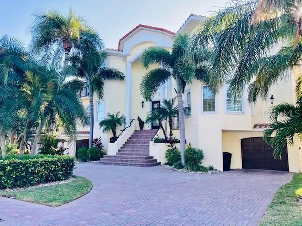 5927 Bayview Circle S Gulfport FL 33707