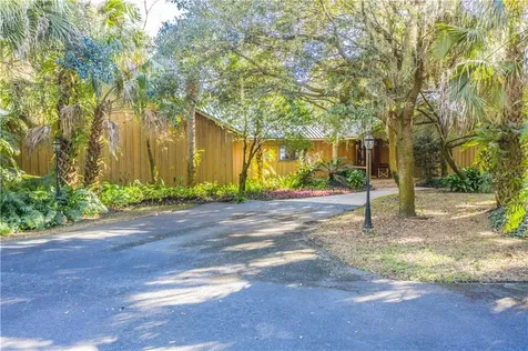 425 N Lake Reedy Boulevard Frostproof FL 33843