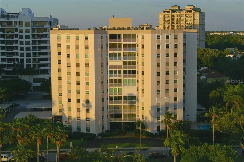 435 S Gulfstream Avenue Sarasota FL 34236
