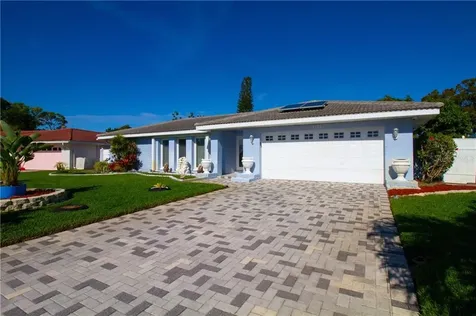 2173 67th Avenue S St Petersburg FL 33712