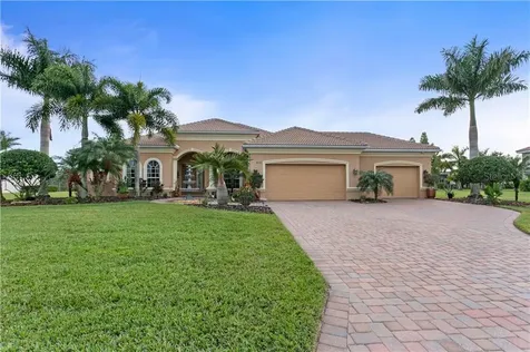 836 148th Court NE Bradenton FL 34212