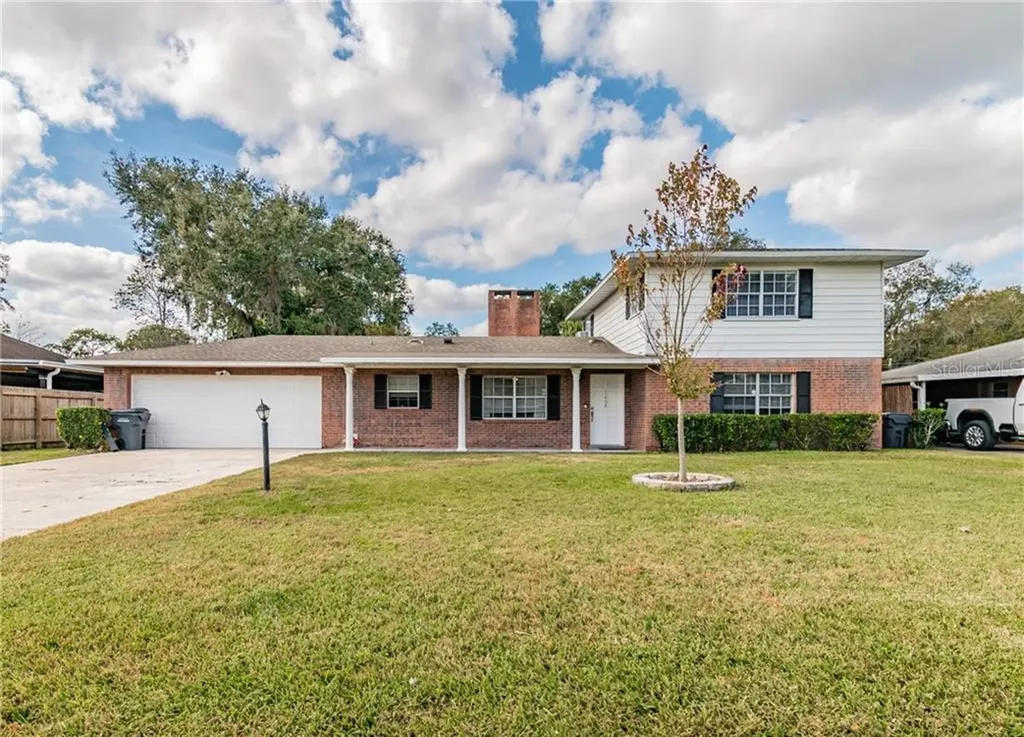 1608 Stacy Drive Lakeland FL 33801