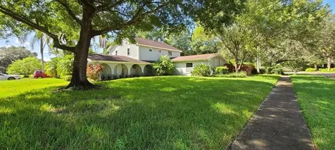 13311 Golf Crest Circle Tampa FL 33618