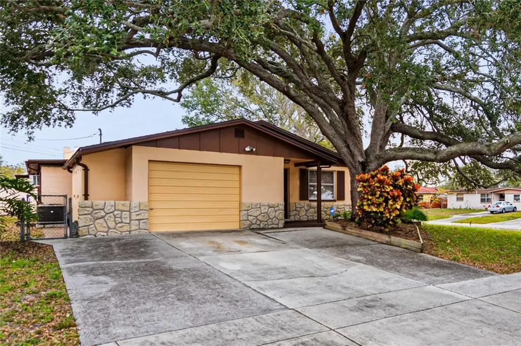 11501 90th Street Largo FL 33773